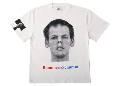 wit shirt met foto van Niels Schumm met tape over zijn neus.